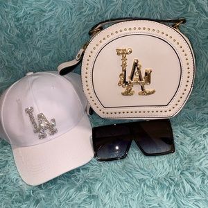 White LA set with glasses 40$